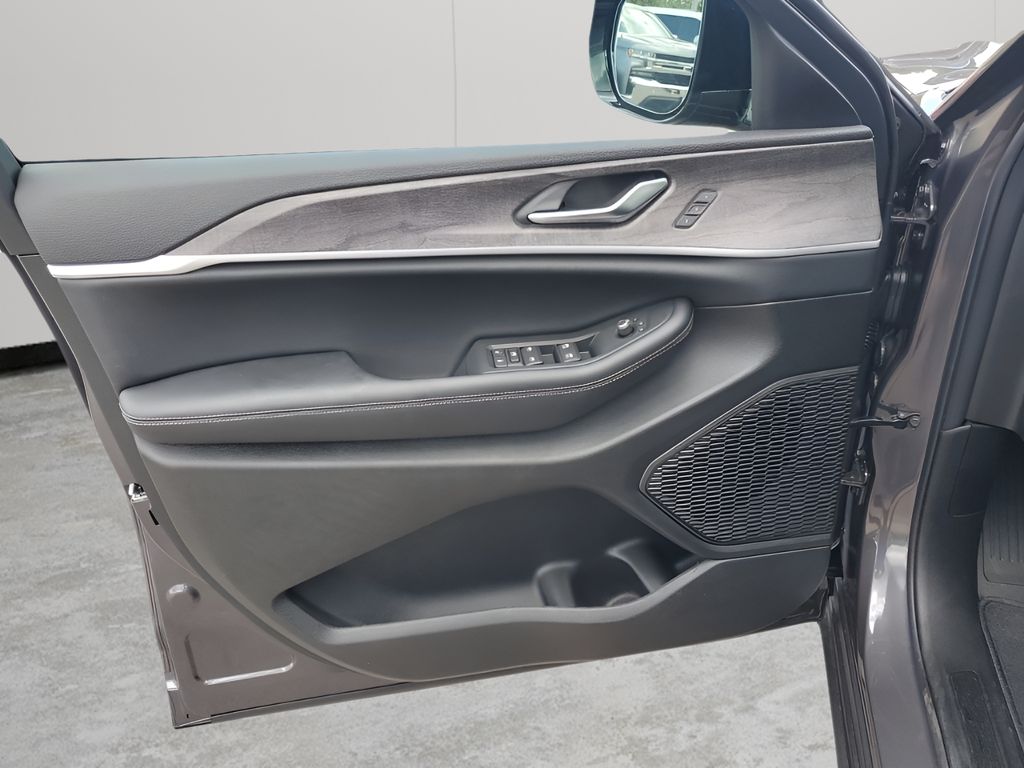 New Car 2025 Jeep Grand Cherokee L  Limited For Sale Under $50,000 In Austin, Texas