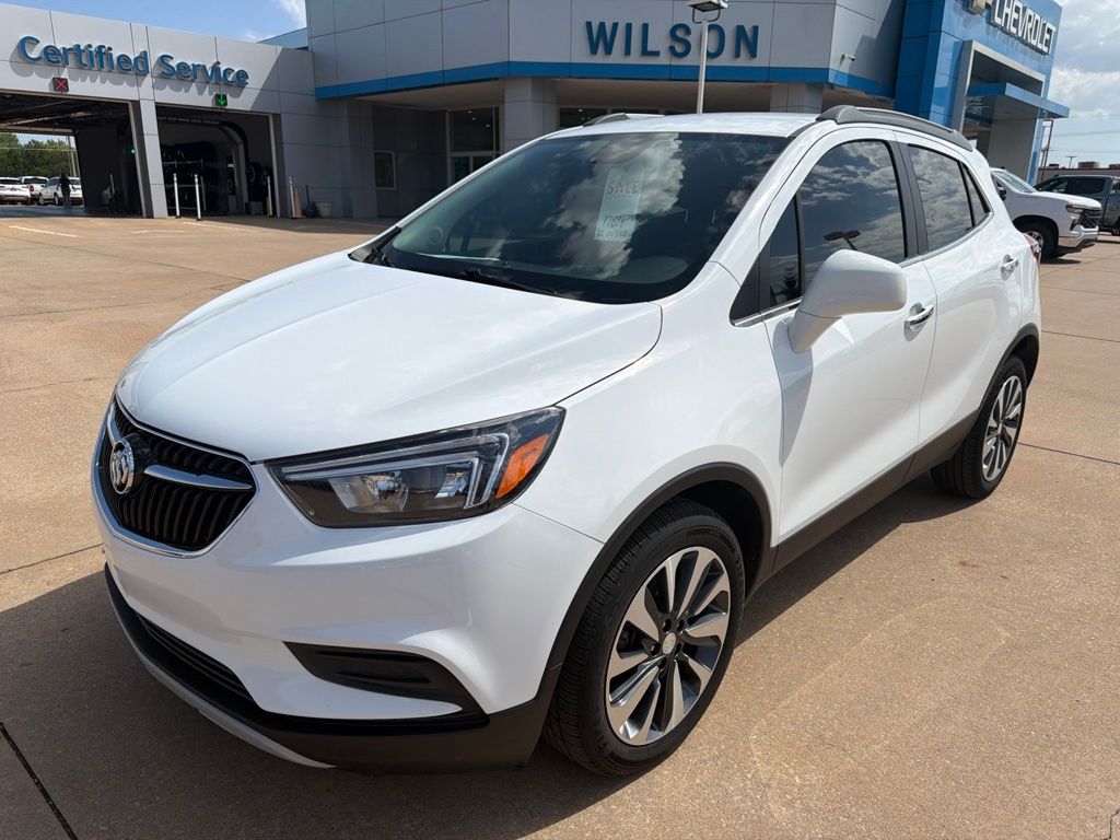 Summit White 2022 Buick Encore SUV / Crossover Front-Wheel Drive 6-Speed Automatic Overdrive