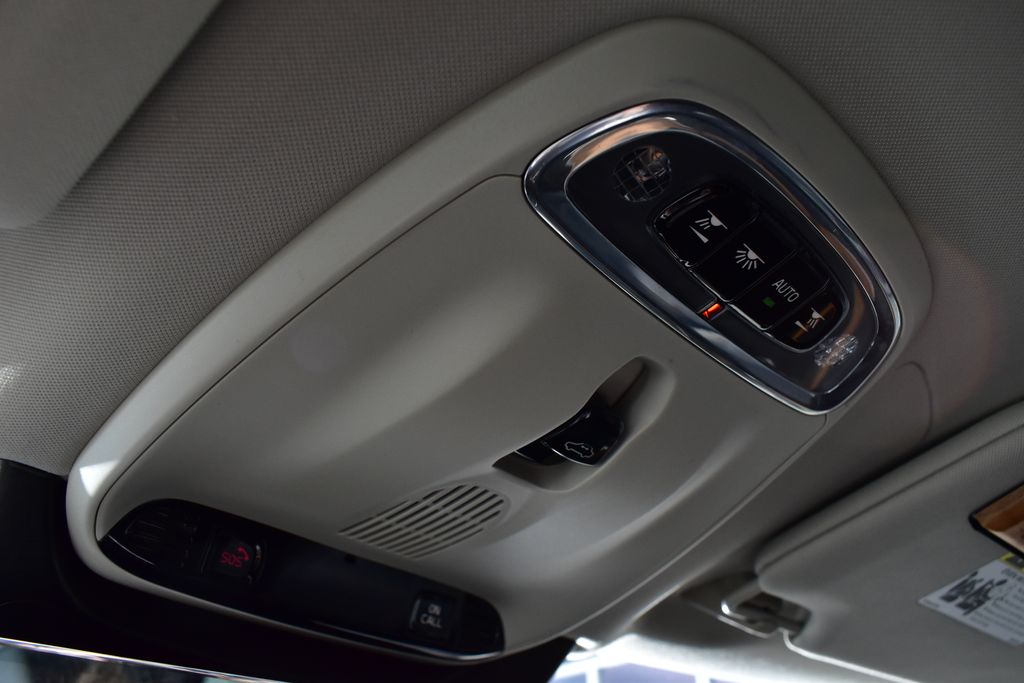 Thumbnail: 2020 Volvo XC90 - 21