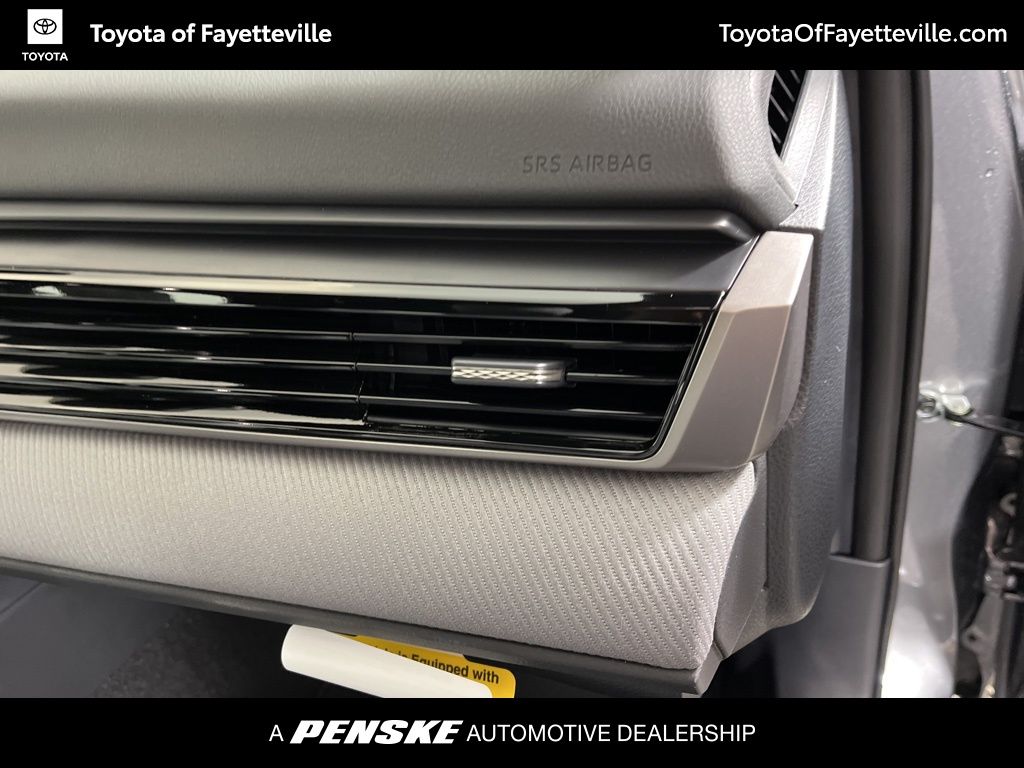 Thumbnail: 2026 Toyota Camry - 19