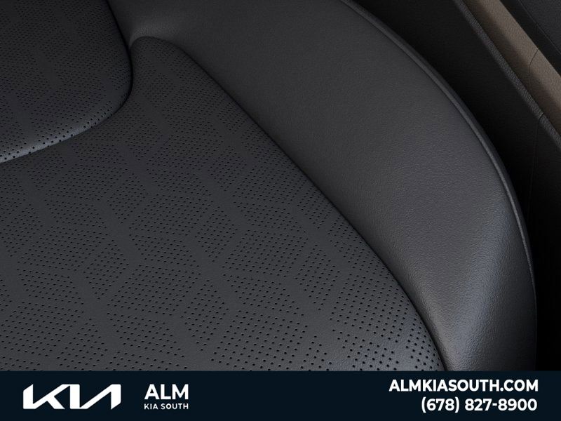 2025 Kia Carnival LXS photo 23