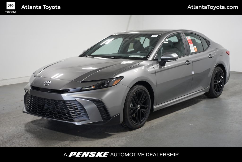 2025 Toyota Camry SE Hero Image