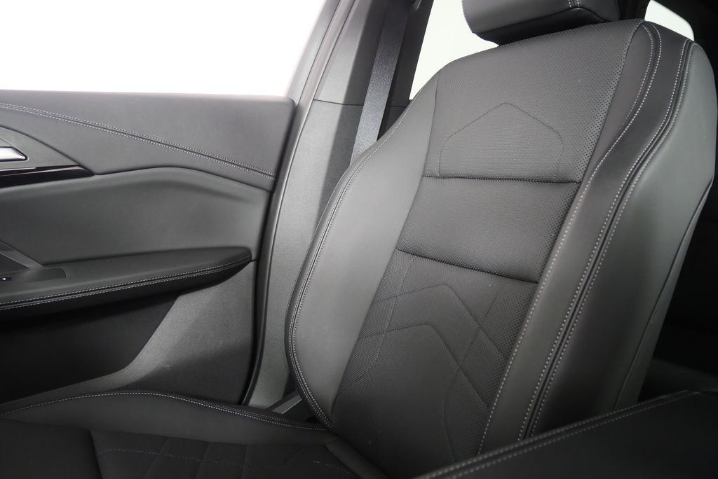 Thumbnail: 2023 BMW X1 - 28