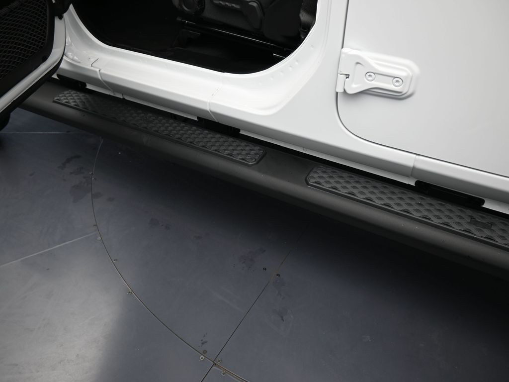 New 2026 bright white clearcoat Jeep Sport image 25