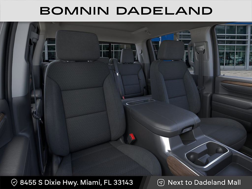 2025 Chevrolet Silverado 3500HD LT photo