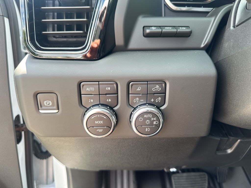 New Car 2025 Gmc Sierra 2500hd  At4 For Sale In Austin, Texas