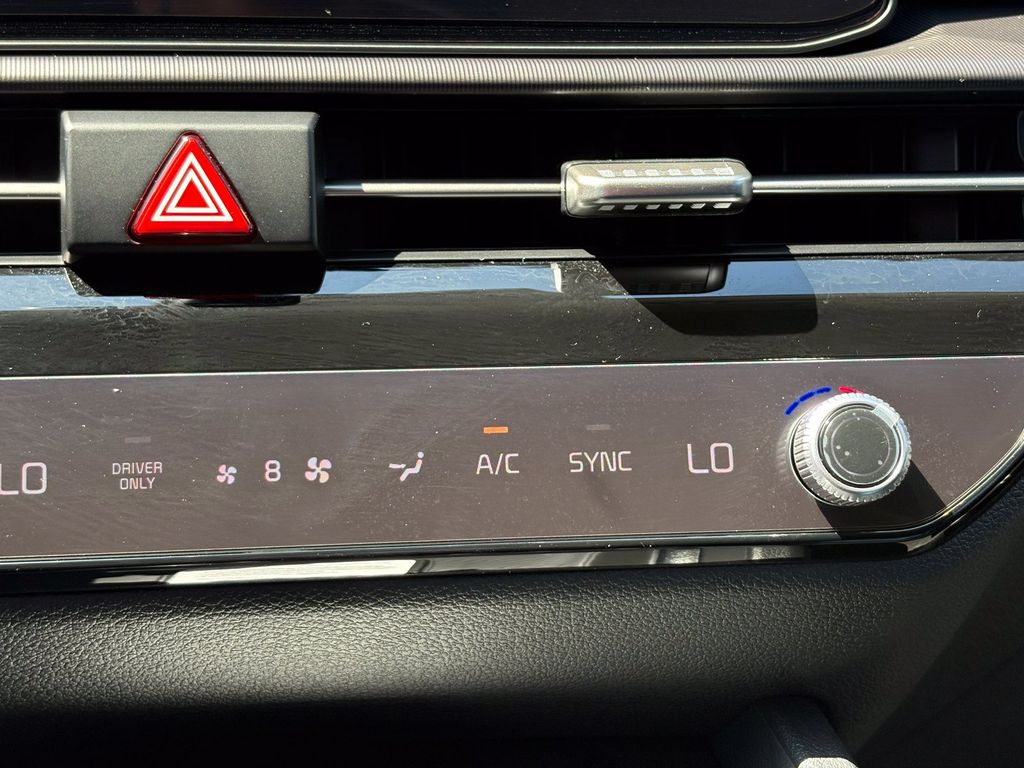 New 2026 Kia Sportage Hybrid SUV