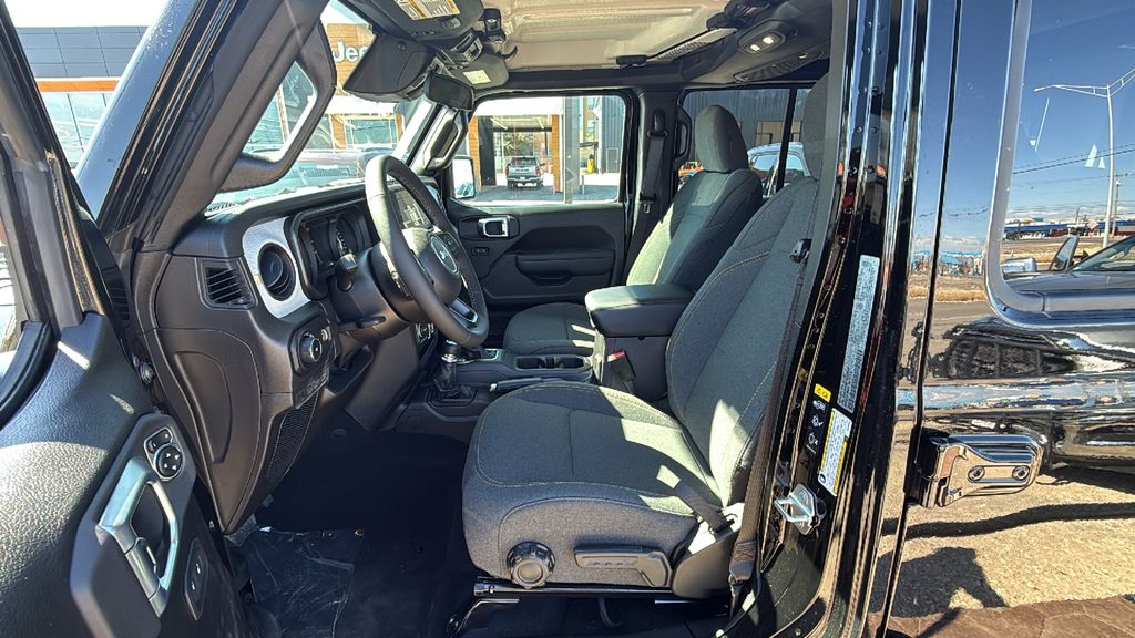 2026 Jeep Wrangler 4-Door Sport S - Photo 11