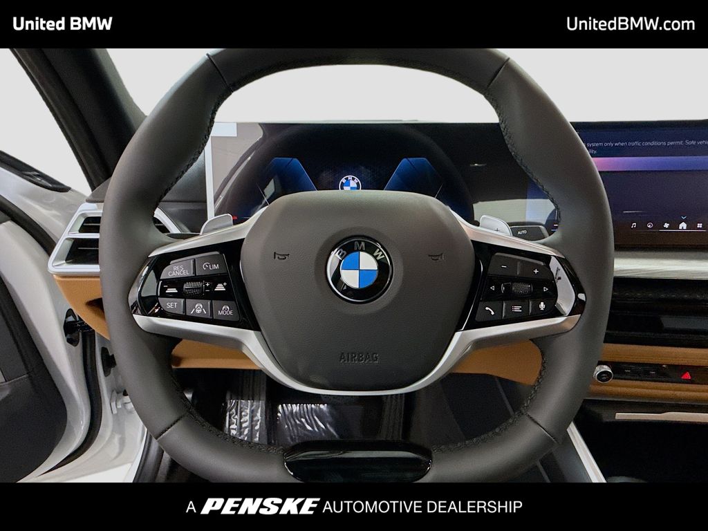 Thumbnail: 2026 BMW 3 Series - 6
