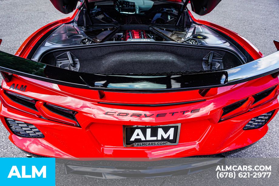Used 2020 Red Chevrolet Stingray image 16