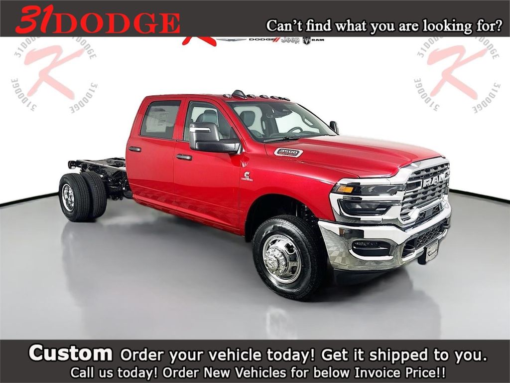 2026 RAM 3500 Chassis Tradesman Crew Cab LB DRW RWD