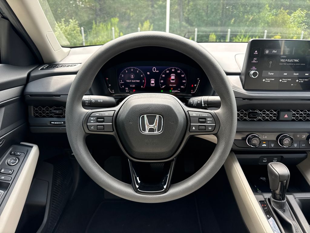 Certified Used 2026  Honda LX image 16