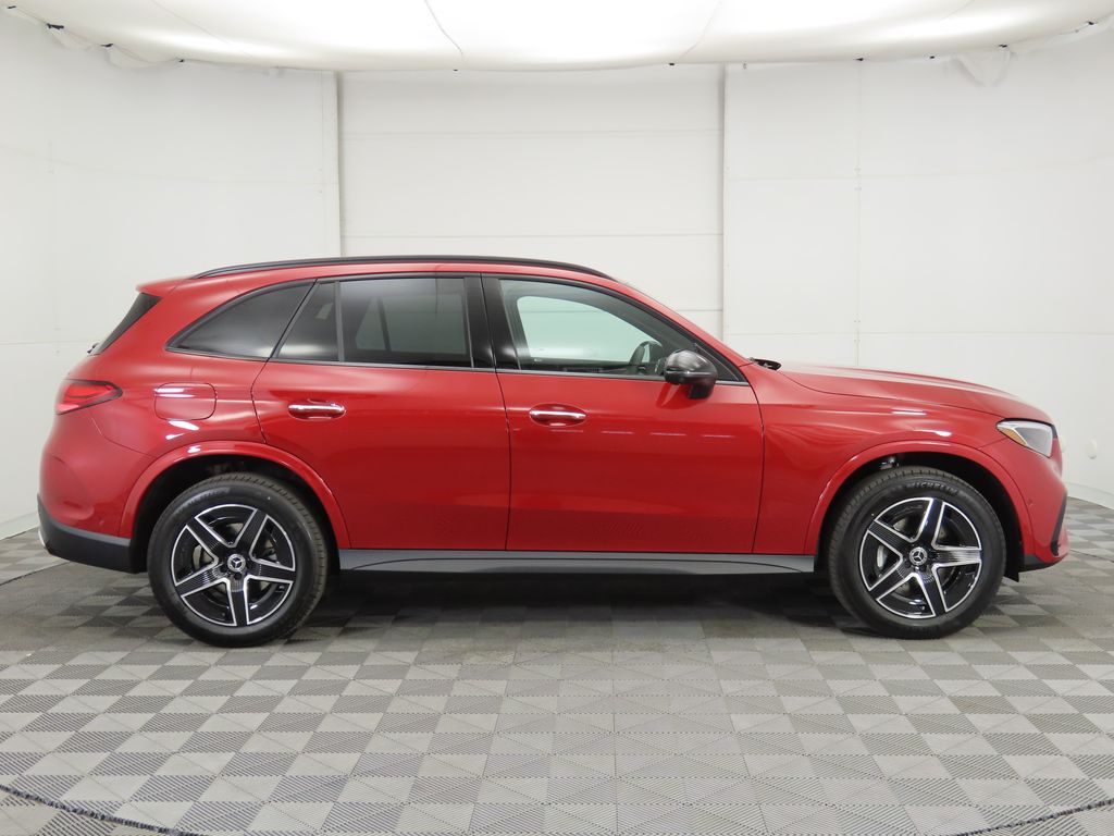 Thumbnail: 2025 Mercedes-Benz GLC - 4