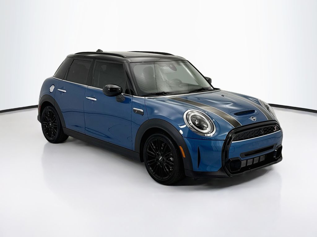 Thumbnail: 2023 MINI Cooper - 4