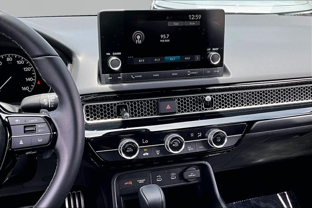 2025 Honda Civic Sport - Photo 9