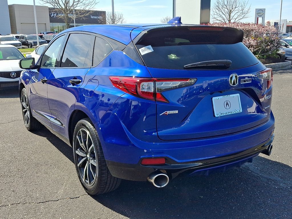 Thumbnail: 2025 Acura RDX - 4