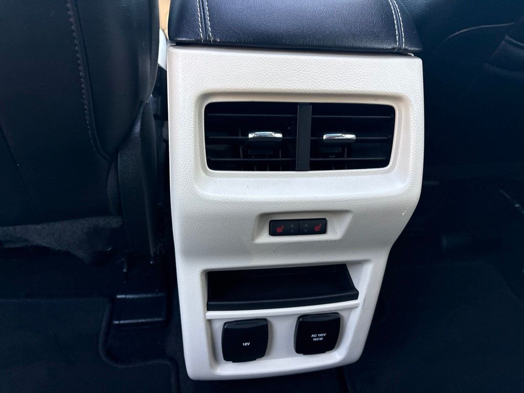 Thumbnail: 2020 Ford Edge - 18