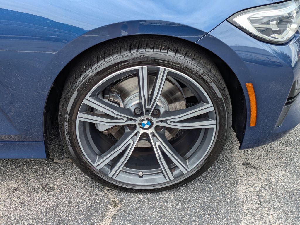 2022 BMW 330i 