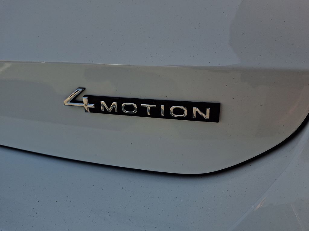 2022 Volkswagen Taos 1.5T SEL White at Auto Express Mitsubishi