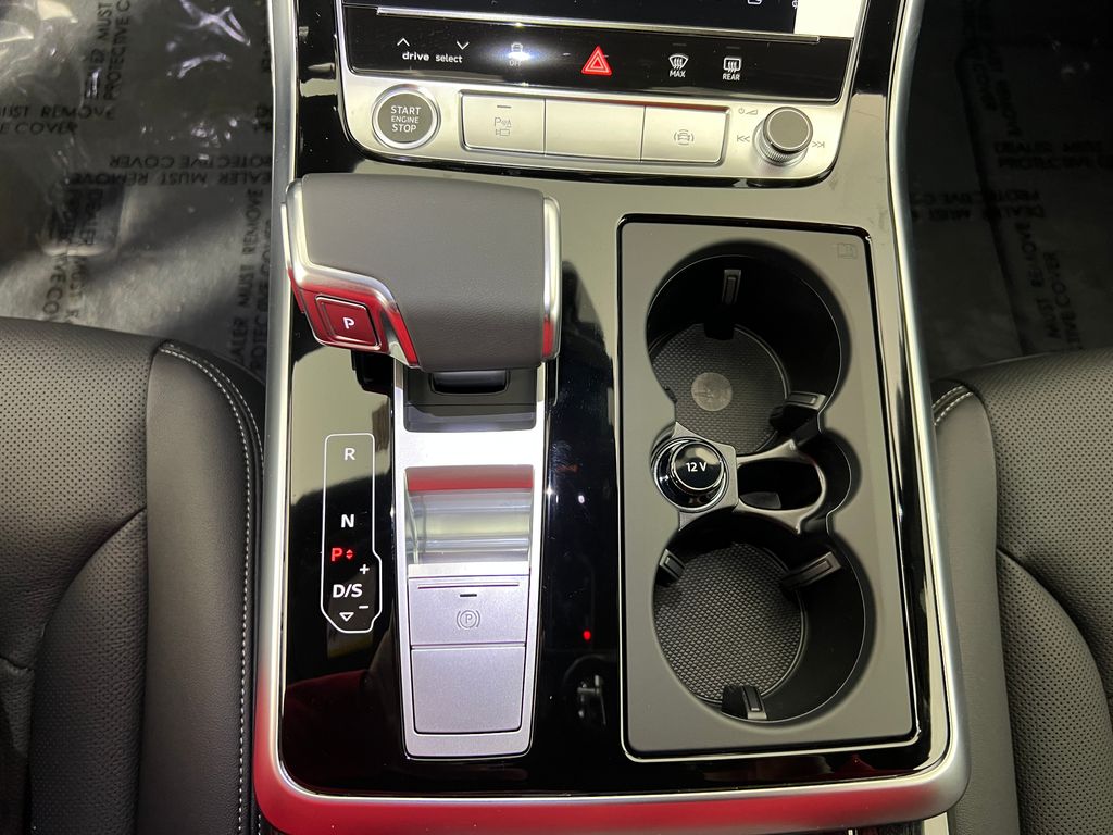 Thumbnail: 2025 Audi Q7 - 22