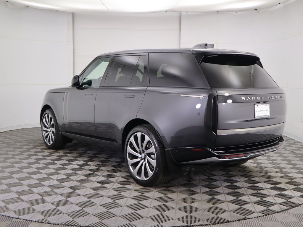 Thumbnail: 2025 Land Rover Range Rover - 7