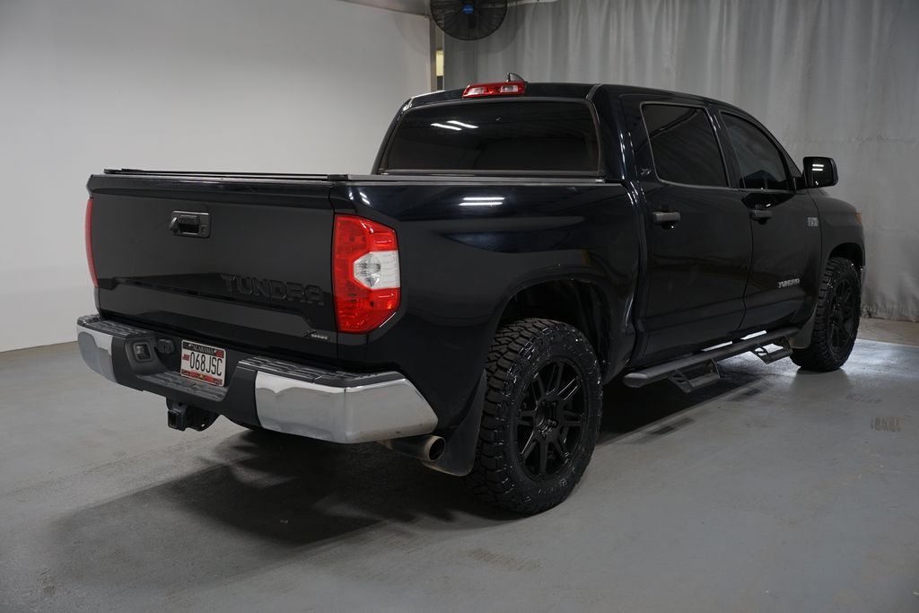 Thumbnail: 2020 Toyota Tundra - 8