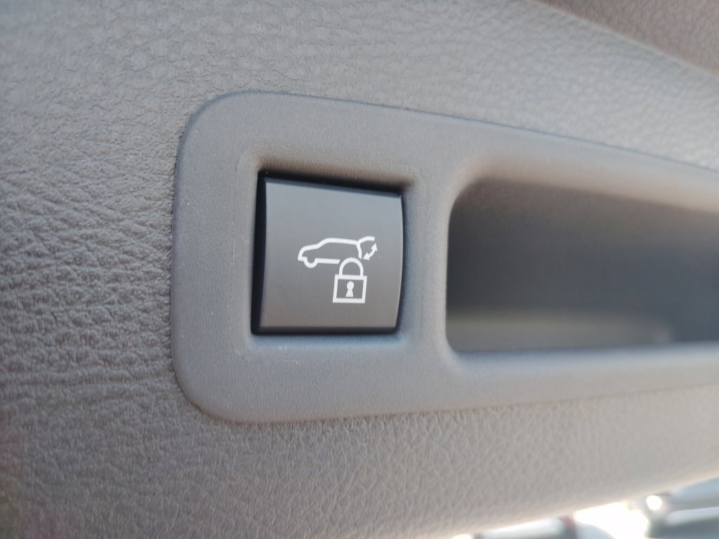 New 2026 Toyota Sienna Van