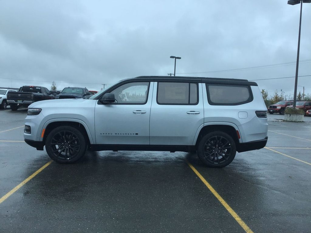 2023 Jeep Grand Wagoneer Series II