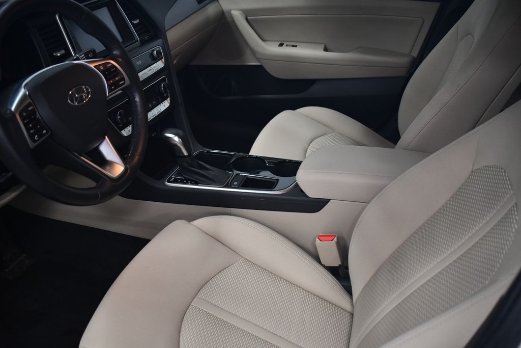 Thumbnail: 2019 Hyundai Sonata - 26