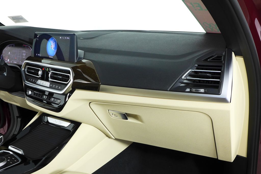 Thumbnail: 2022 BMW X3 - 14