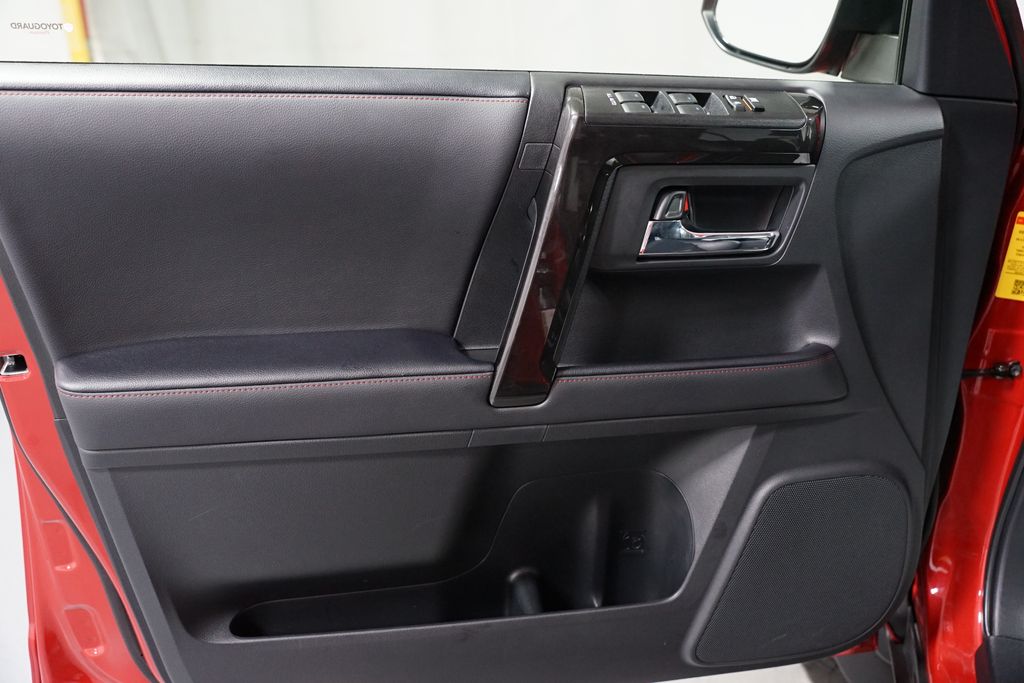 Thumbnail: 2024 Toyota 4Runner - 32