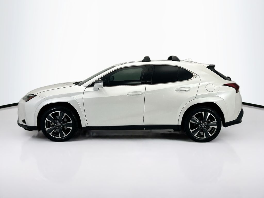 Thumbnail: 2024 Lexus UX - 8