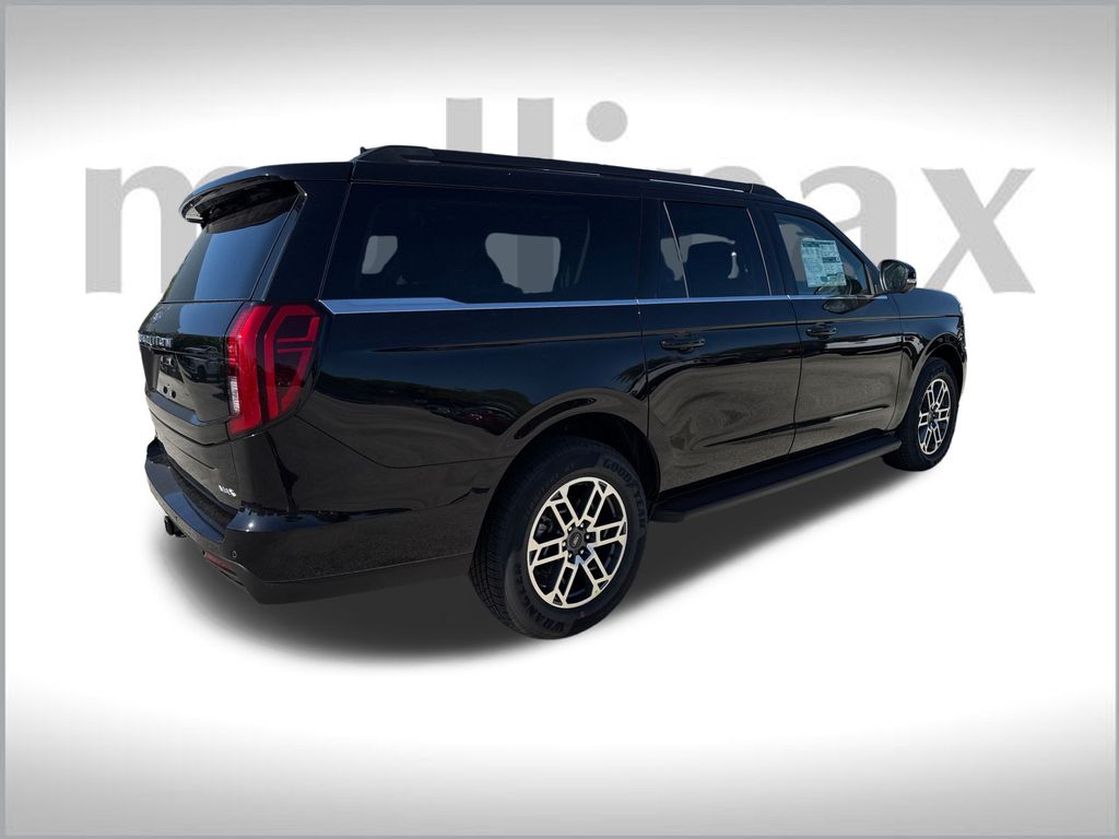 2025 Ford Expedition MAX photo 11