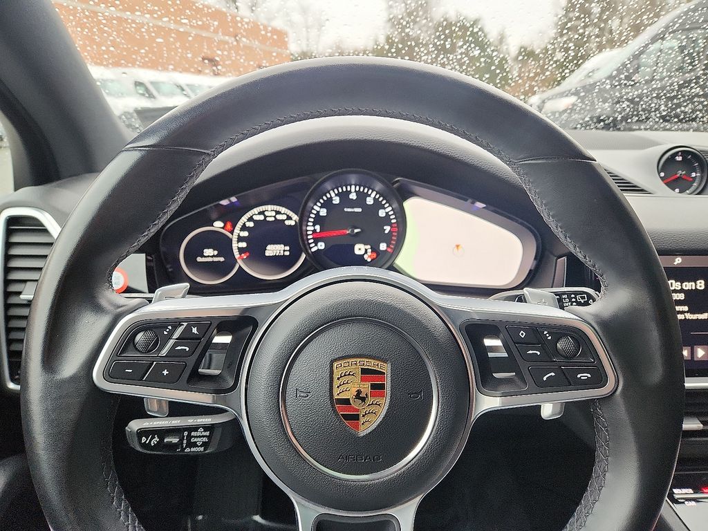 Thumbnail: 2021 Porsche Cayenne - 20