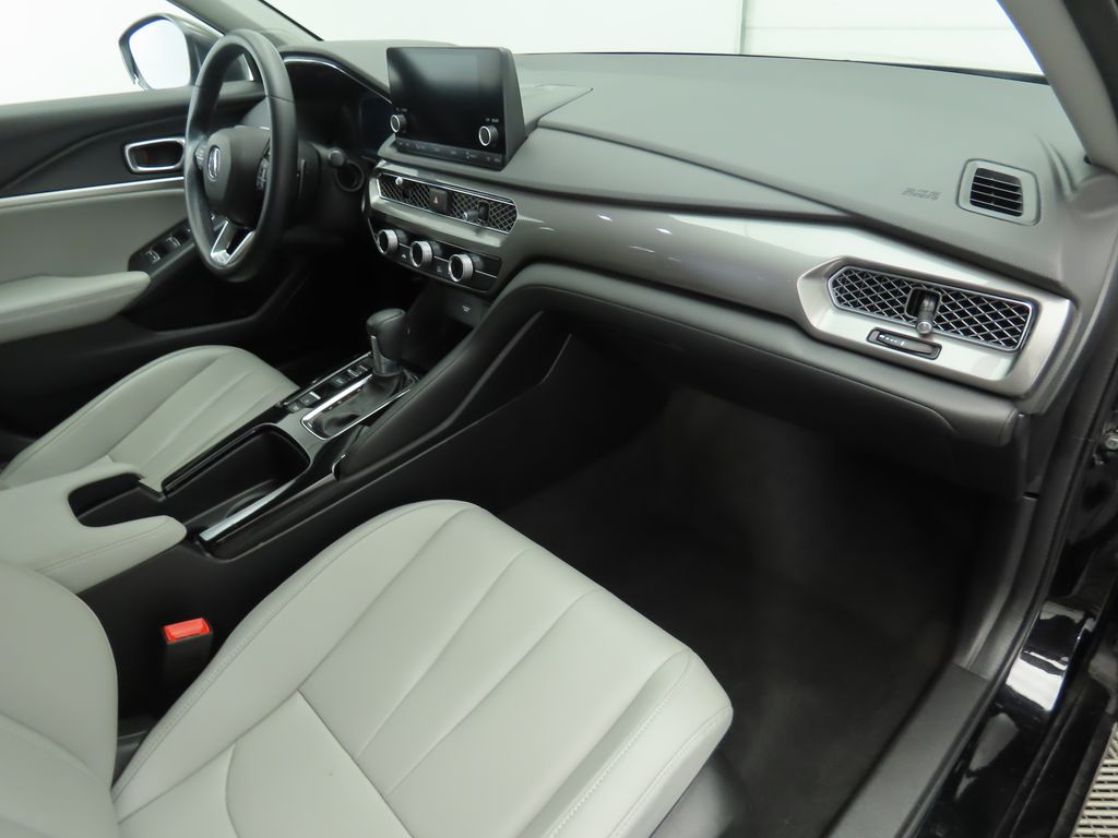 Thumbnail: 2023 Acura Integra - 15