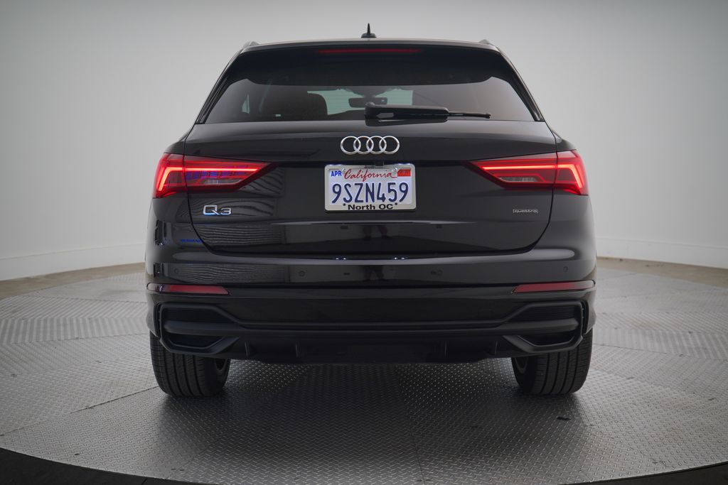 Thumbnail: 2025 Audi Q3 - 4