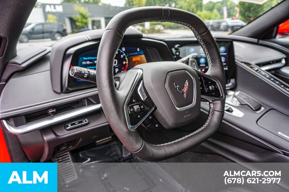 Used 2021 Red Chevrolet Stingray image 31