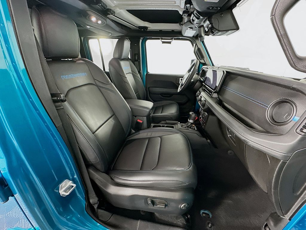 Thumbnail: 2024 Jeep Wrangler - 28