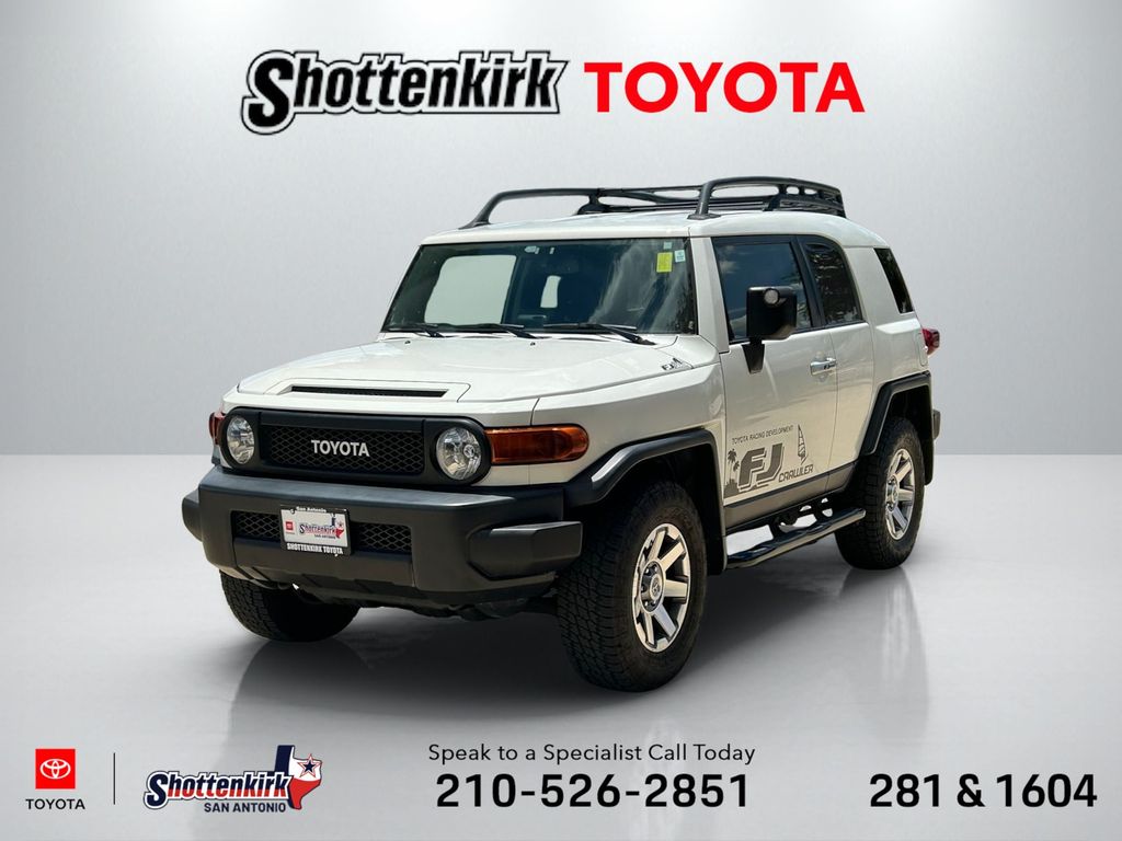 2014 Toyota FJ Cruiser 4x4 AT's photo