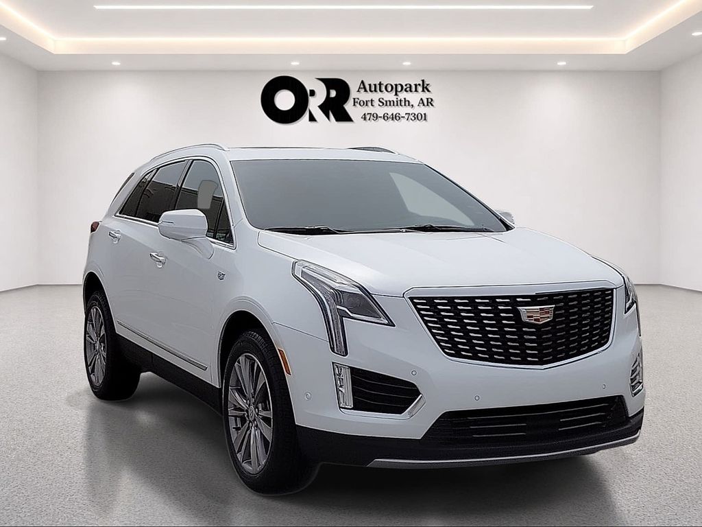 Crystal White 2026 Cadillac XT5 SUV / Crossover Four-Wheel Drive 9-Speed Automatic