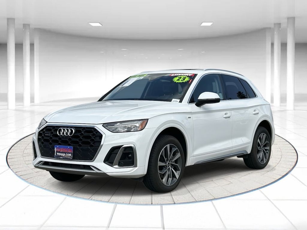 2023 Audi Q5 45 S line Premium