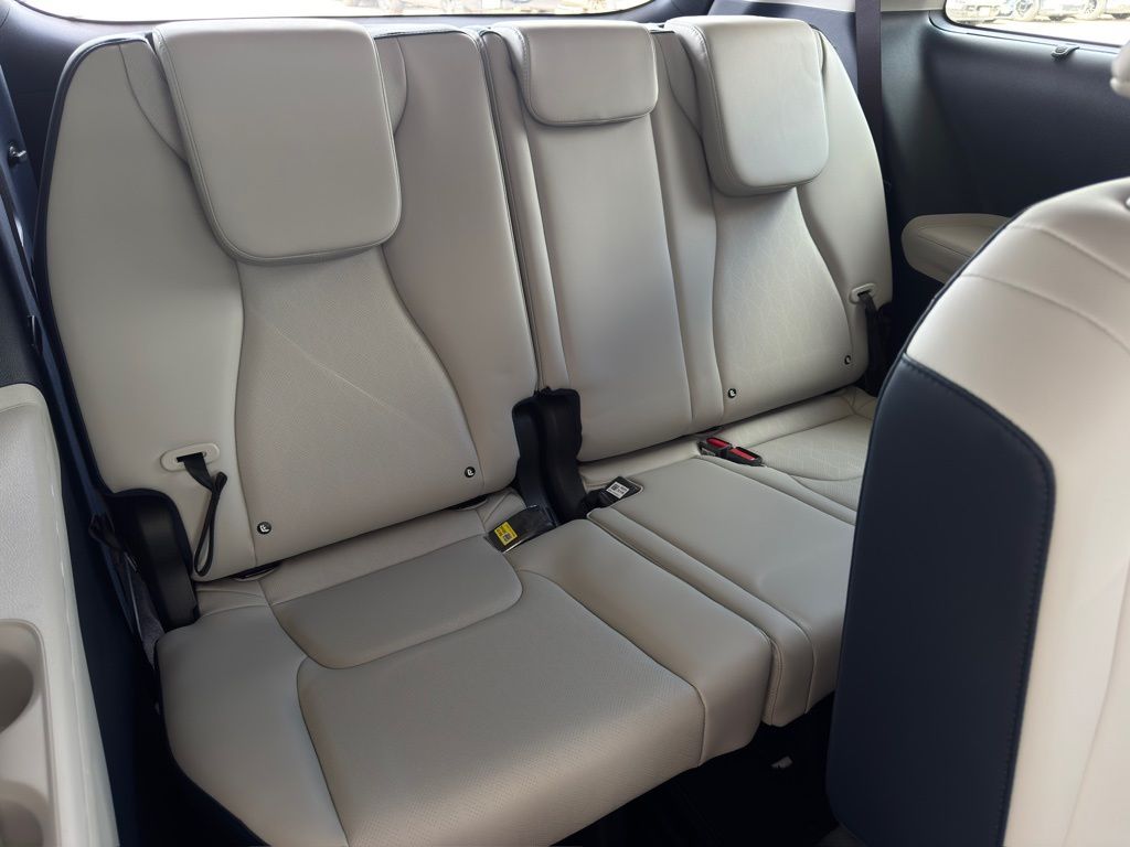 2026 Kia Carnival EX White at Community Kia