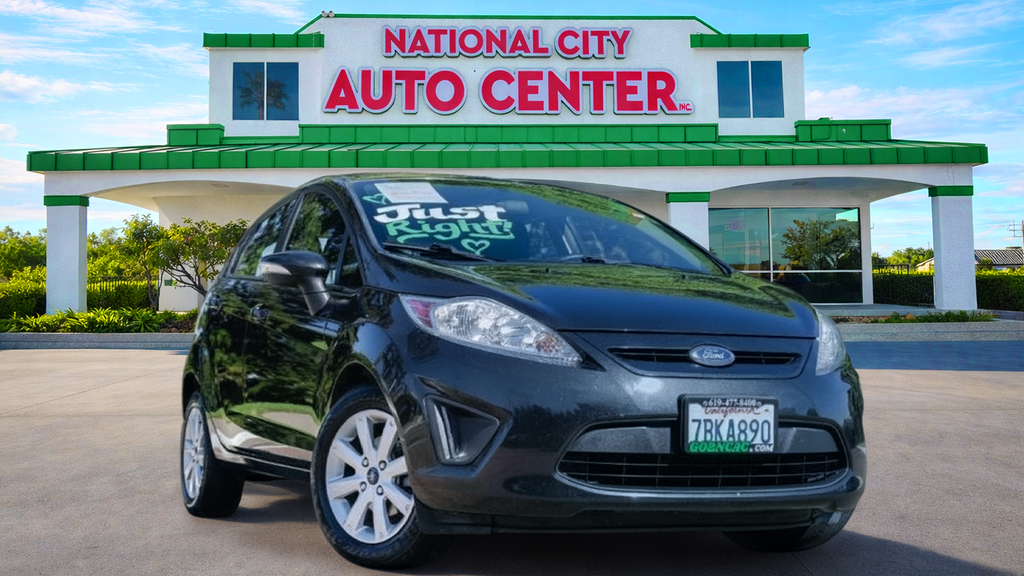 Used 2013 Ford Fiesta SE 4D Hatchback