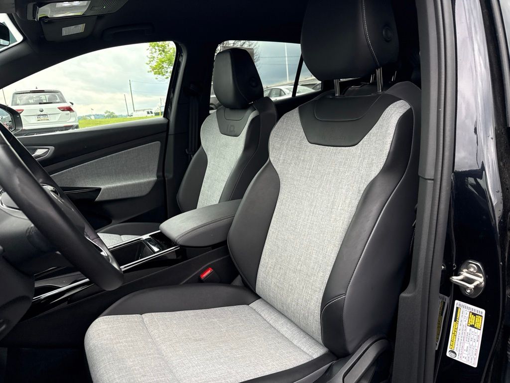 2023 Volkswagen ID.4 Pro Black at Sutliff Volkswagen