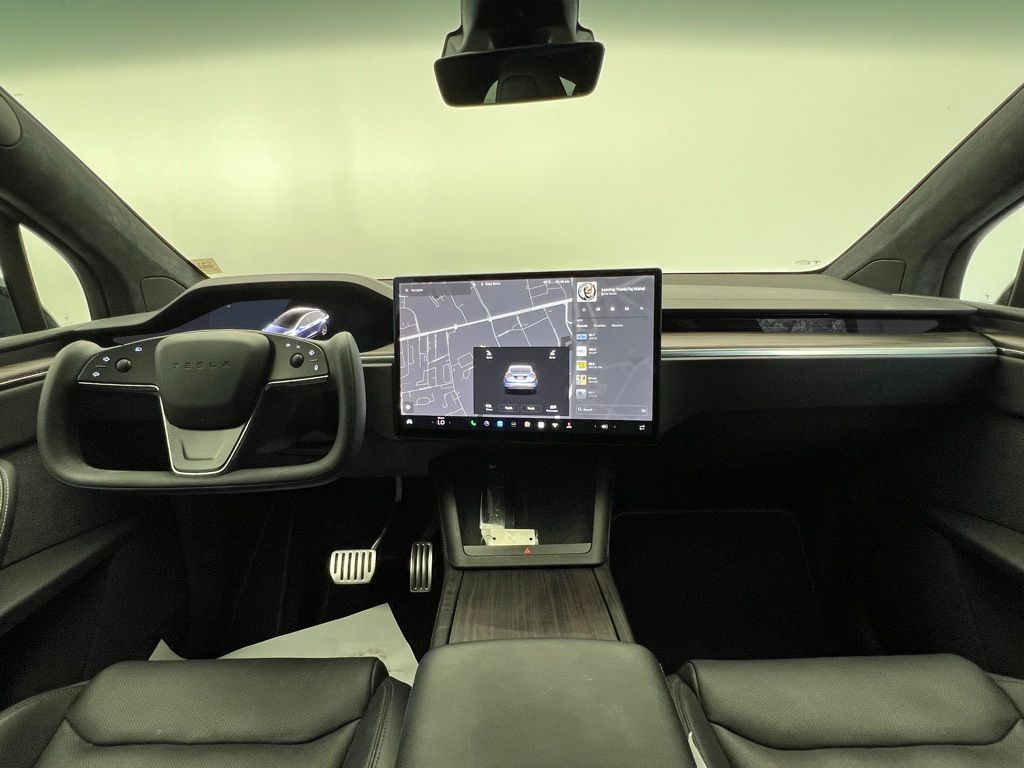 Thumbnail: 2023 Tesla Model X - 14
