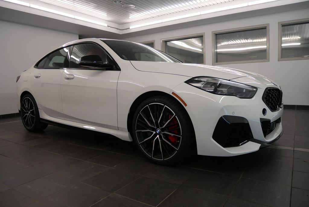 2024 BMW 2 Series M235i xDrive 8