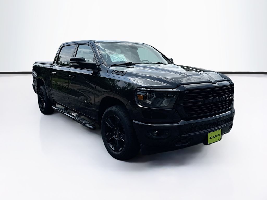 View vehicle photo 3