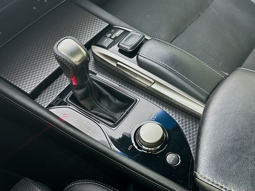 LexusGS16