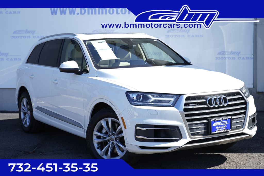 Carrara White 2019 Audi Q7 55 TFSI quattro Premium SUV / Crossover All-Wheel Drive 8-Speed Automatic