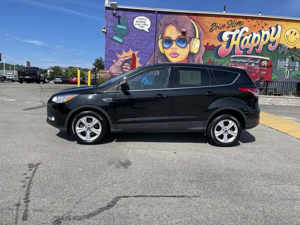 Used 2015 Ford Escape SE with VIN 1FMCU9GX5FUB53933 for sale in Worcester, MA